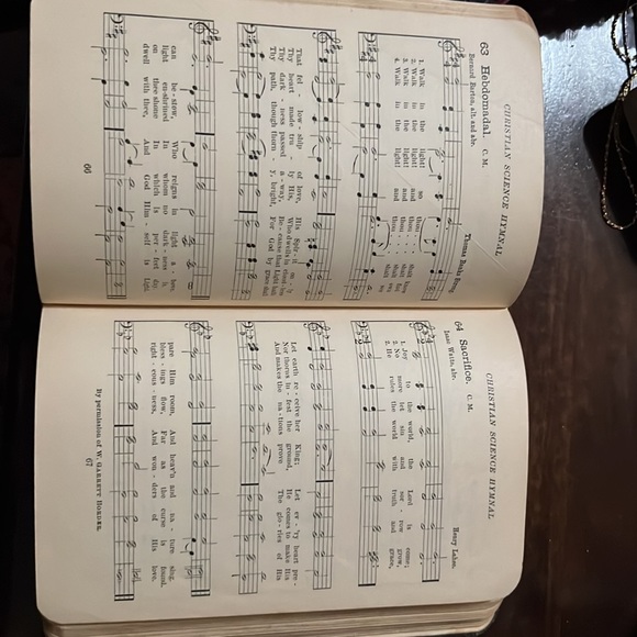 The Little Book of Music Anecdotes Helen Kaufmann 1940’s - Picture 4 of 4